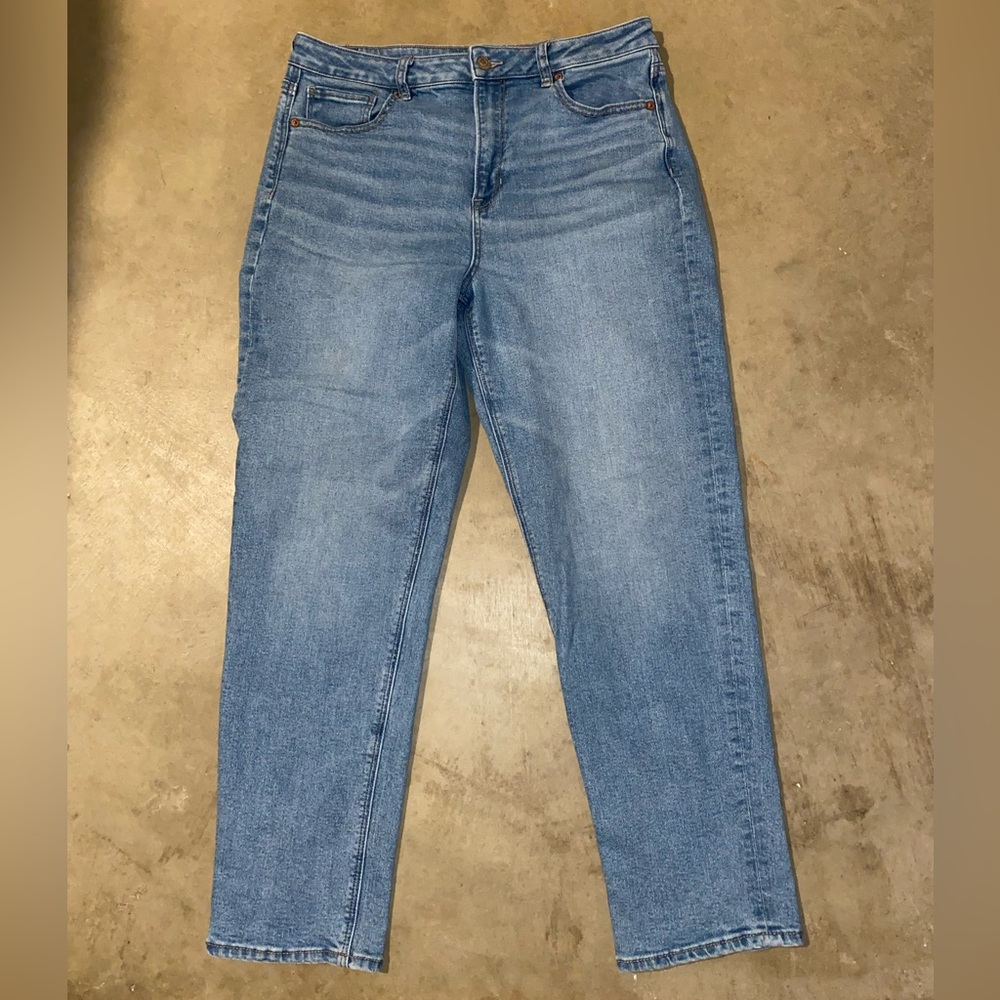 American Eagle Mom Jean